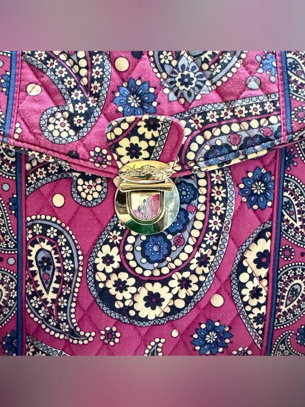 Vera Bradley Magenta Paisley Boysenberry Quilted Laptop vintage Retired